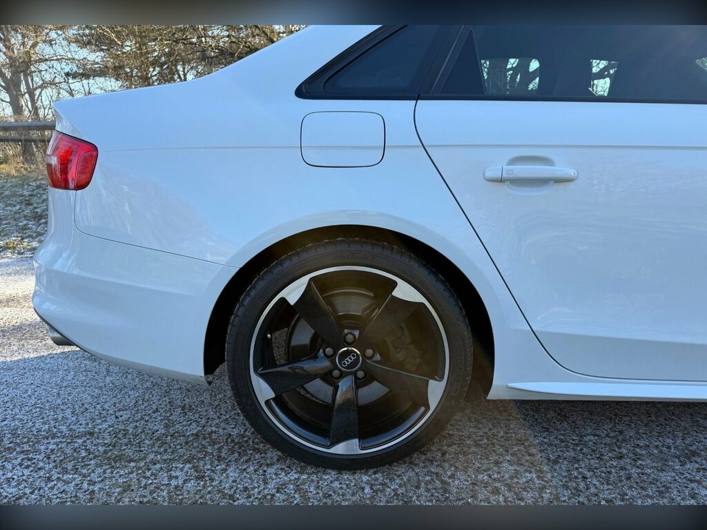 Audi S4 Black Edition Black #31