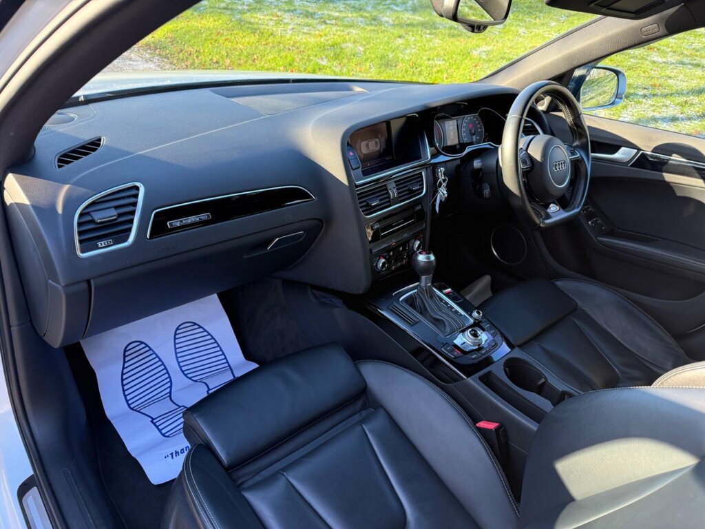 Audi S4 Black Edition Black #20