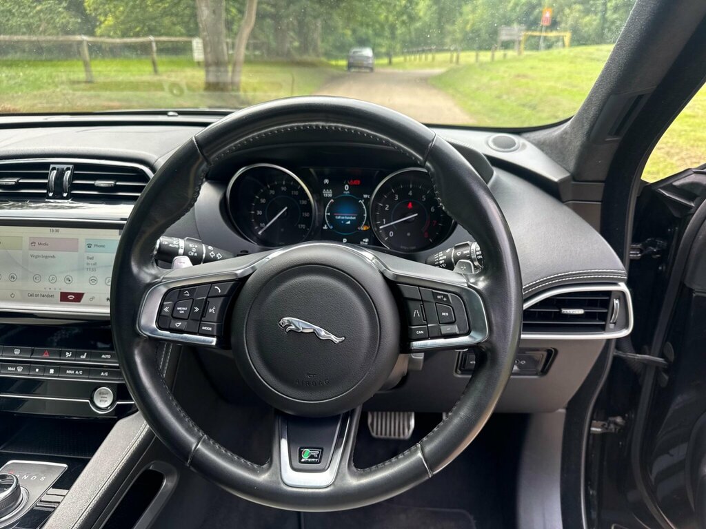 Jaguar F-Pace 2.0 D180 R-sport Suv Blue #31