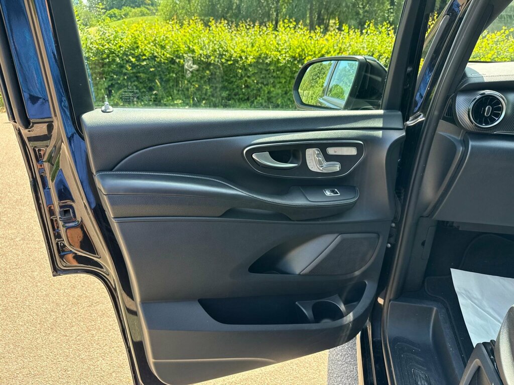Mercedes-Benz V Class  Black #18