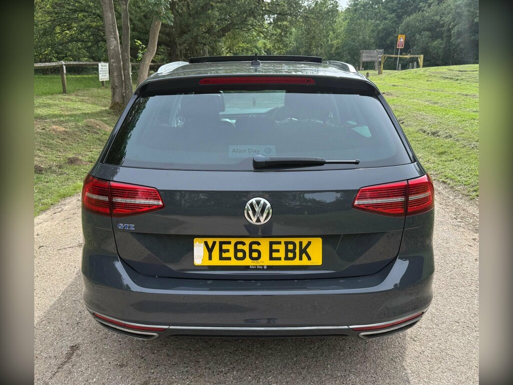 Volkswagen Passat 1.6 Se Business Tdi White #8