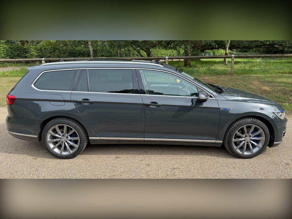 Volkswagen Passat 1.6 Se Business Tdi White #11