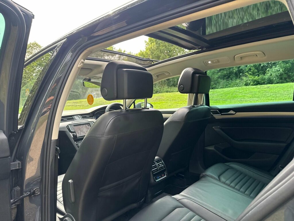 Volkswagen Passat 1.6 Se Business Tdi White #23