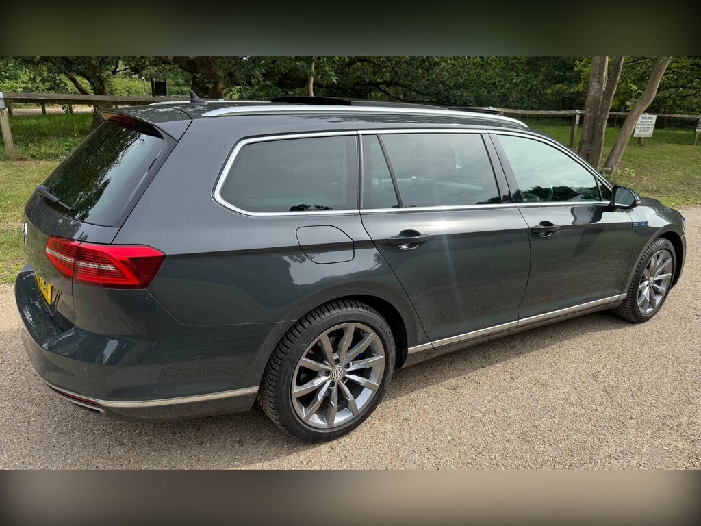 Volkswagen Passat 1.6 Se Business Tdi White #10