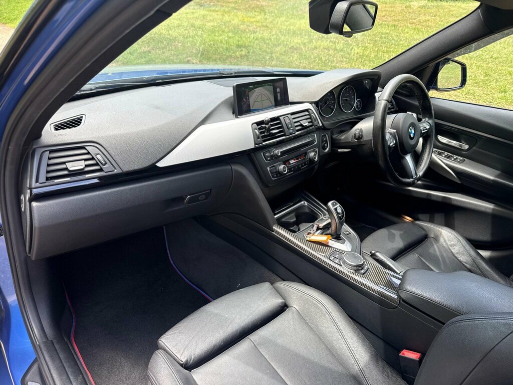 BMW 3 Series 2.0 318D Sport Saloon 2015 White #17