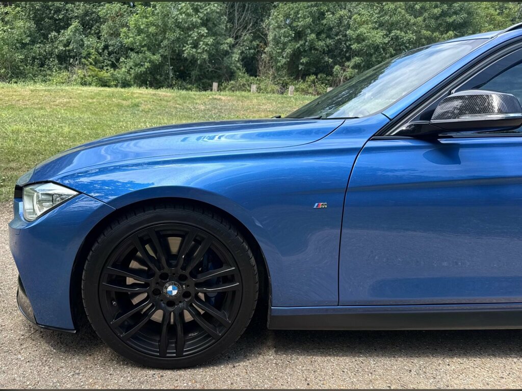 BMW 3 Series 2.0 318D Sport Saloon 2015 White #31