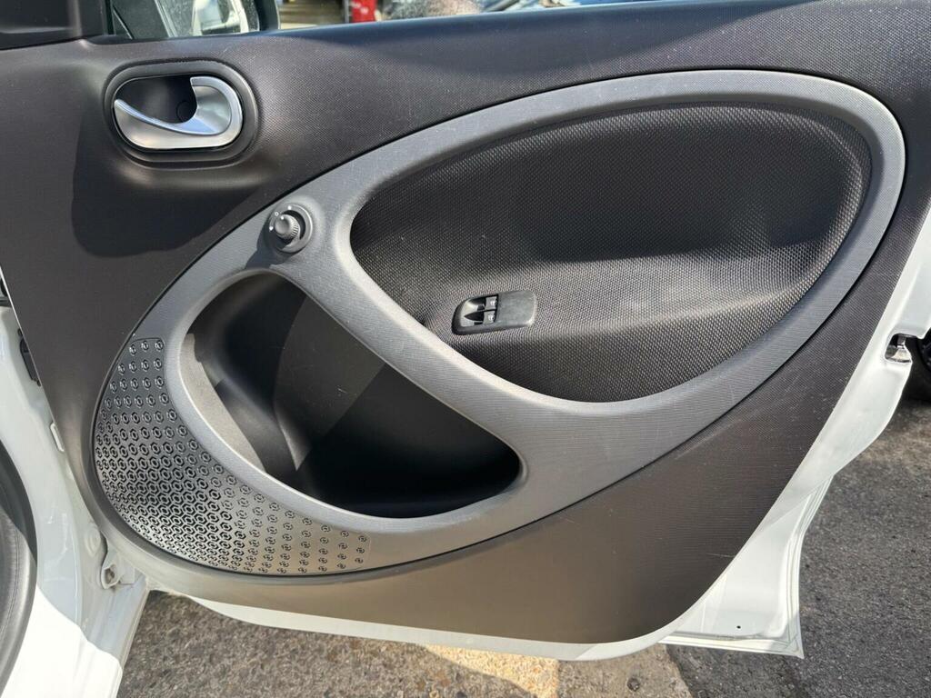 Smart Forfour Forfour Pure Black #24