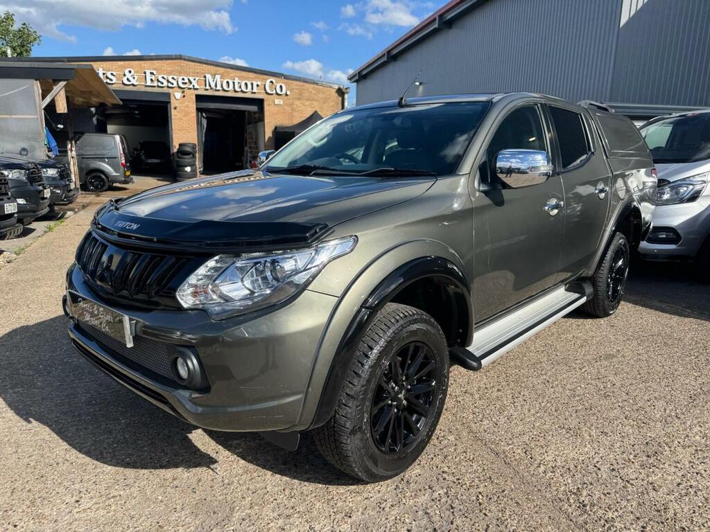 Mitsubishi L200 2.4 Di-d Dc Barbarian 4Wd Euro 6 Green #3