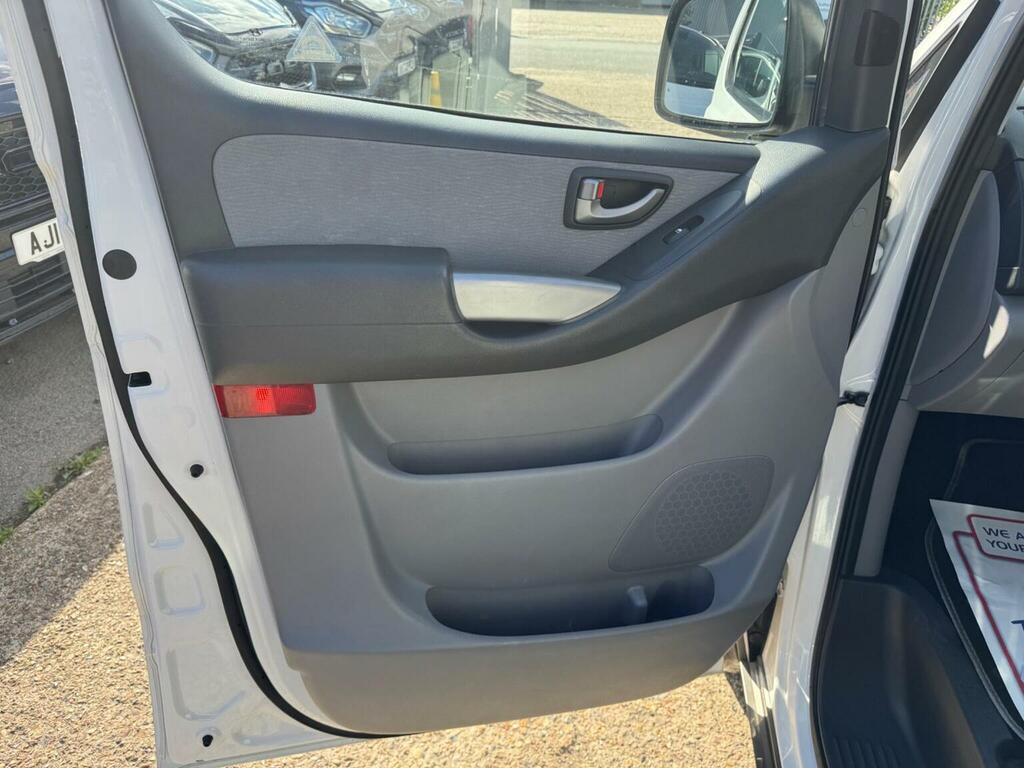 Hyundai I800  Black #41