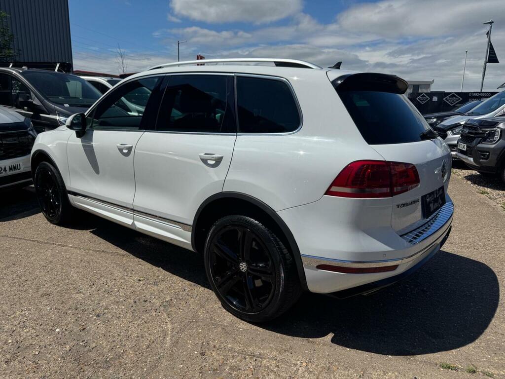 Volkswagen Touareg Suv 3.0 Tdi V6 Bluemotion Tech R-line Plus Tiptron White #4