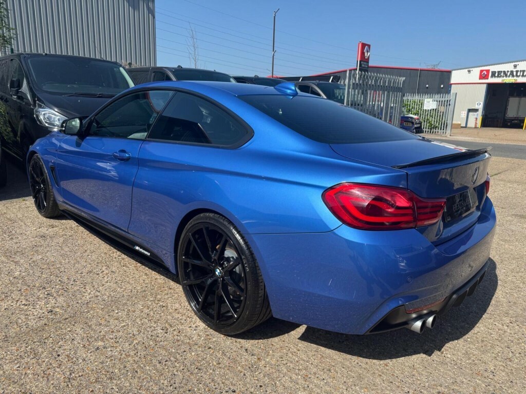 BMW 4 Series M4 Black #56