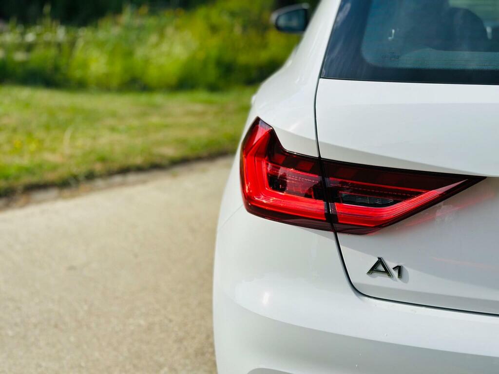 Audi A1 Hatchback 1.0 Tfsi 30 Technik Sportback S Tronic E KW23HHJ White #4
