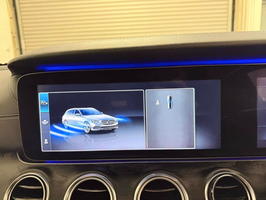 Mercedes-Benz E Class E 350 E Se Silver #24
