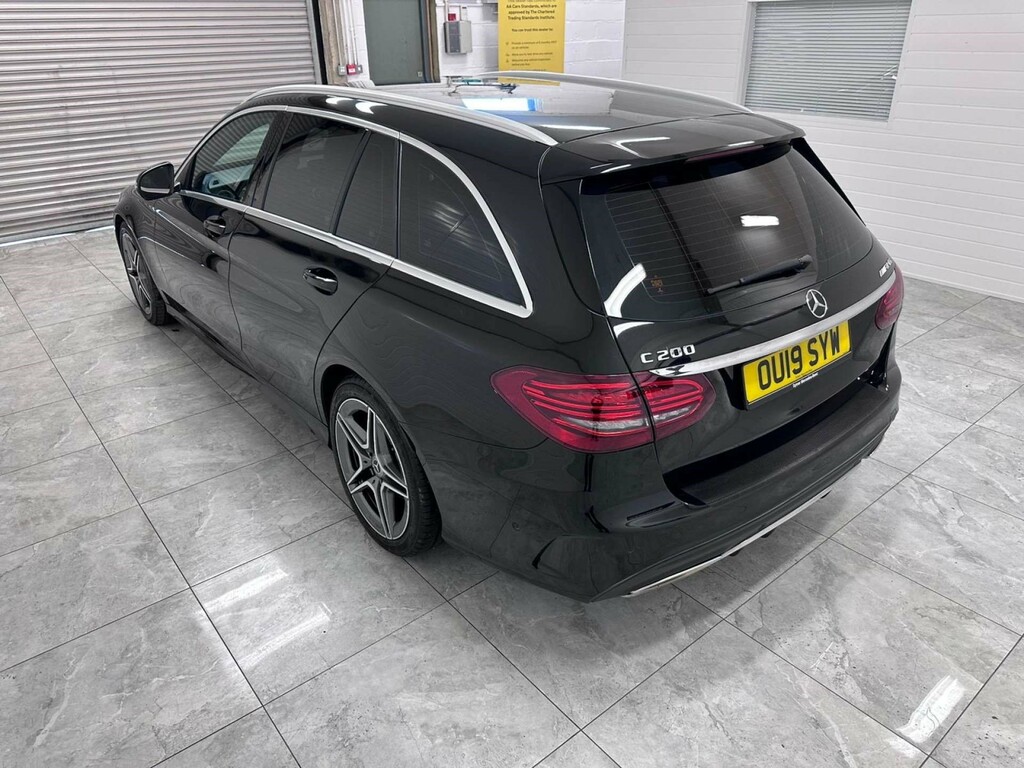 Mercedes-Benz C Class Amg Line Premium Black #4