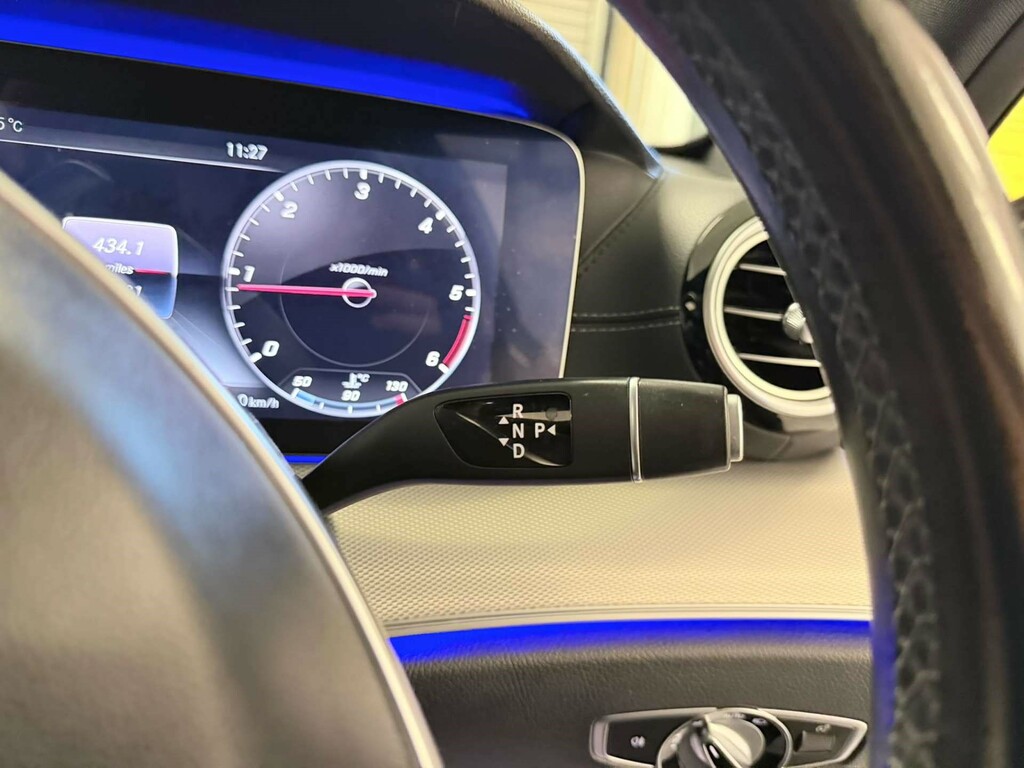 Mercedes-Benz E Class 2.0 E300 Amg Line Cabriolet G-tronic E Blue #37