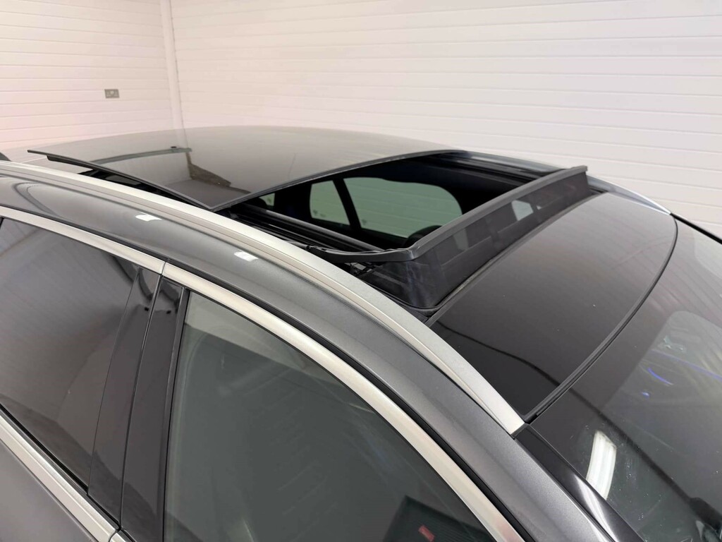 Mercedes-Benz E Class 2.0 E300 Amg Line Cabriolet G-tronic E Blue #41