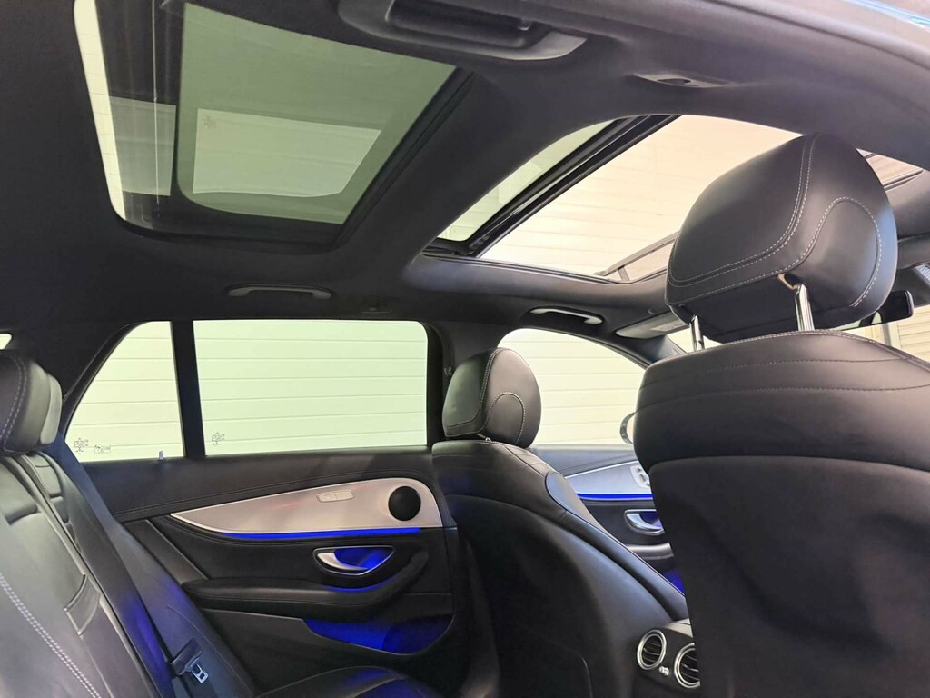 Mercedes-Benz E Class 2.0 E300 Amg Line Cabriolet G-tronic E Blue #40