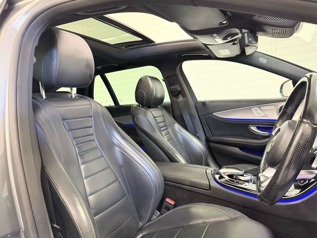 Mercedes-Benz E Class Amg Line Premium  #3