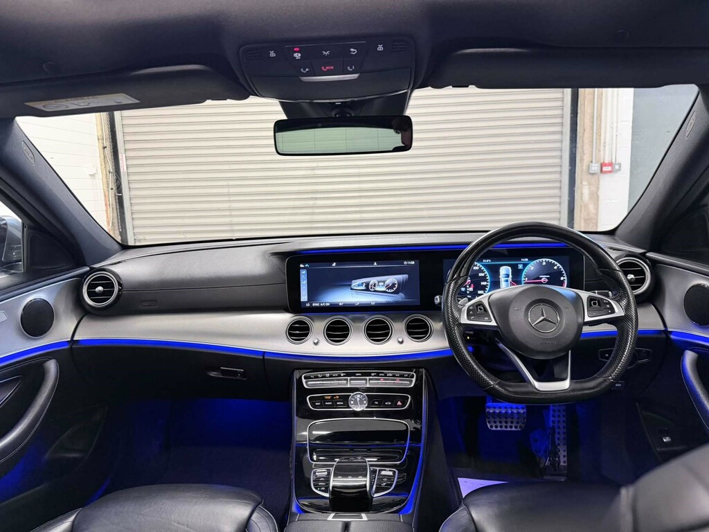 Mercedes-Benz E Class 2.0 E300 Amg Line Cabriolet G-tronic E Blue #39