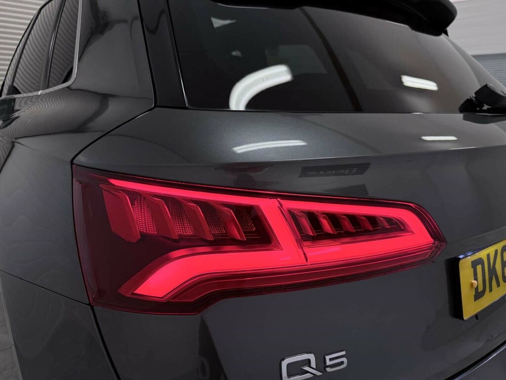 Audi Q5 2.0 Tdi Quattro Sport S Tronic Black #11