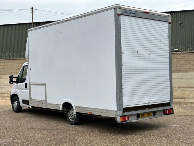 Peugeot Boxer 2.2 Bluehdi 335 Built For Business Luton Low Loade NX21CVE White #2