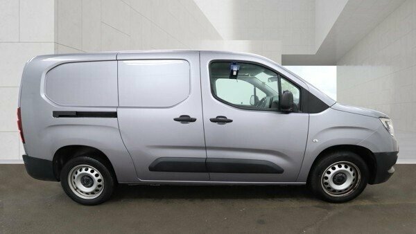 Vauxhall Combo 1.5 Turbo D 2300 Prime Panel Van 6Dr Grey #5