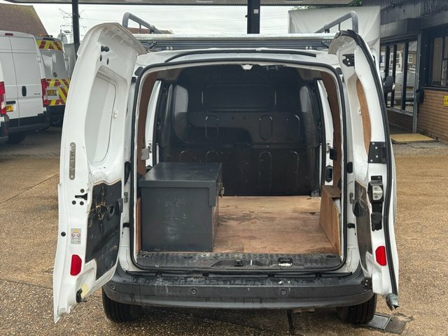 Renault Kangoo Maxi 1.5 Dci Energy Ll21 Business Panel Van 6Dr White #3