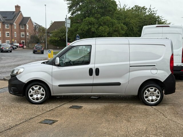 Fiat Doblo 1.6 Multijetii Maxi Sx Panel Van 6Dr Grey #4