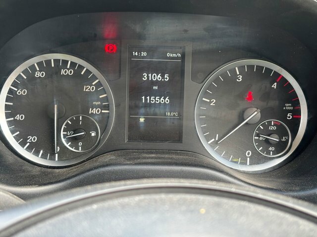 Mercedes-Benz Vito 1.6L Null White #9
