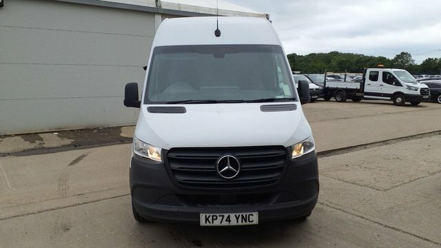 Mercedes-Benz Sprinter 3.5T L2 H2 Progressive Van White #9