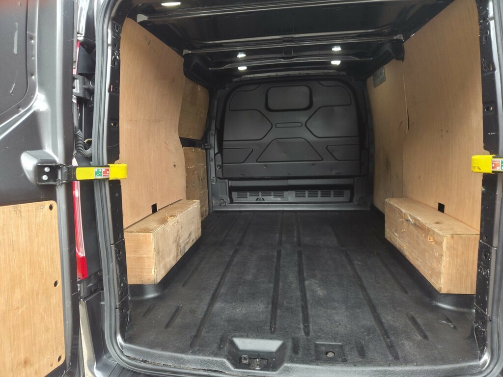 Ford Transit Custom 2.0 Ecoblue 130Ps Low Roof Limited Van ML22DSX Grey #4