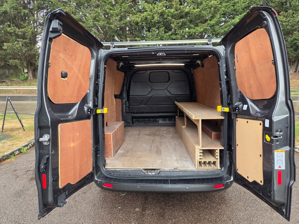 Ford Transit Custom 2.0 Ecoblue 130Ps Low Roof Limited Van YS22VKR Grey #4