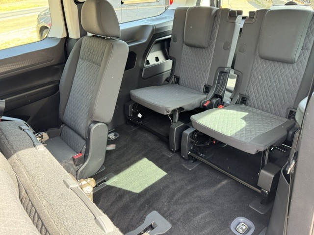 Volkswagen Caddy Maxi Life 2.0 Tdi 122 Life Dsg KR72JYA Black #4