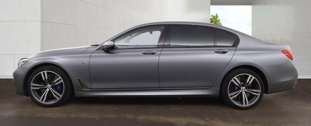 BMW 7 Series M760li Xdrive V12 Grey #4