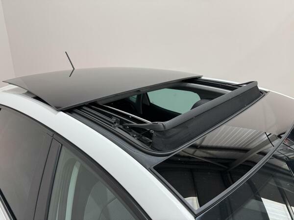 Seat Ibiza 1.0 Mpi Se Design Hatchback Euro White #3