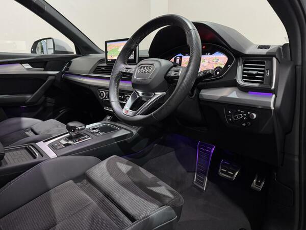 Audi Q5 Blue #16