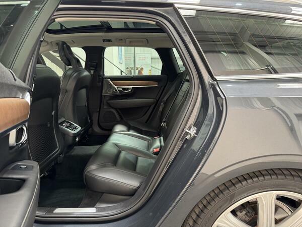 Volvo V90 D5 Powerpulse Awd Inscription Dark Tint Blue #61