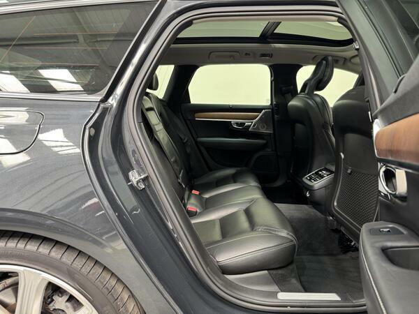 Volvo V90 D5 Powerpulse Awd Inscription Dark Tint Blue #58