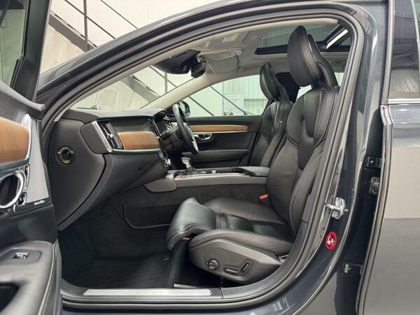 Volvo V90 D5 Powerpulse Awd Inscription Dark Tint Blue #54