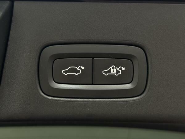 Volvo V90 D5 Powerpulse Awd Inscription Dark Tint Blue #65