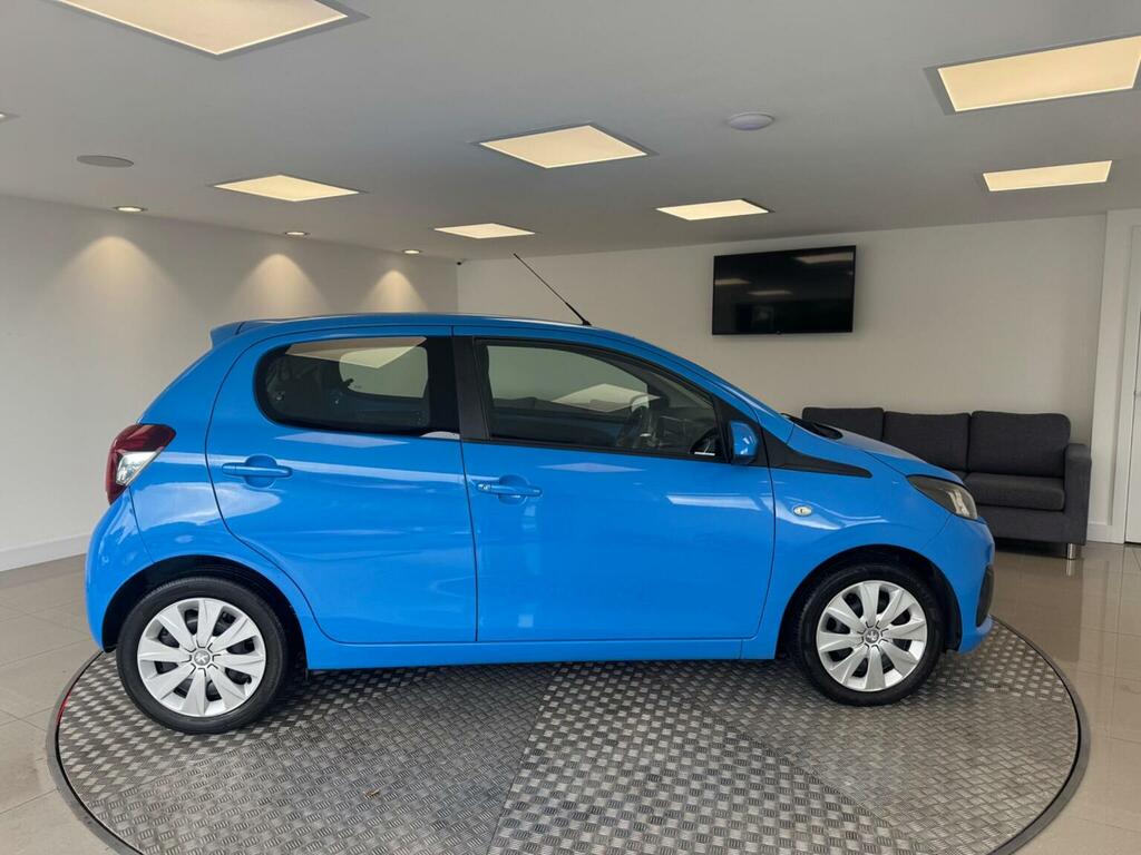 Peugeot 108 1.0 Active White #22