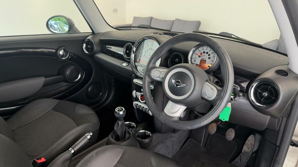 Mini Hatch 1.6 Cooper 118 Bhp Blue #28