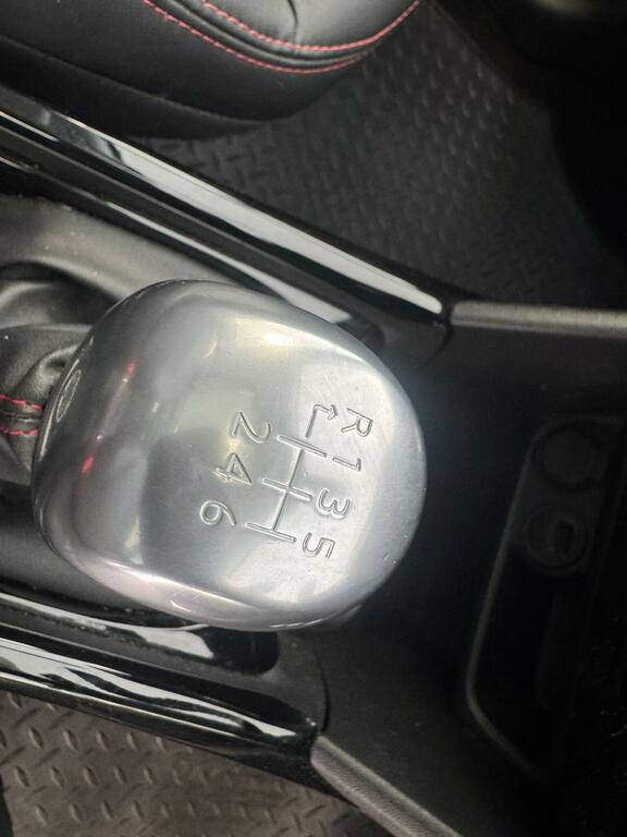 Peugeot 2008 1.2 Puretech Active Grey #85