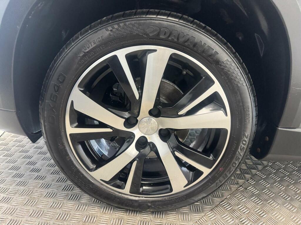 Peugeot 2008 1.2 Puretech Active Grey #21