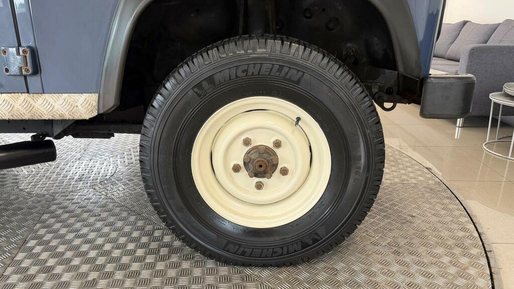 Land Rover Defender 90 2.4L Null Blue #49