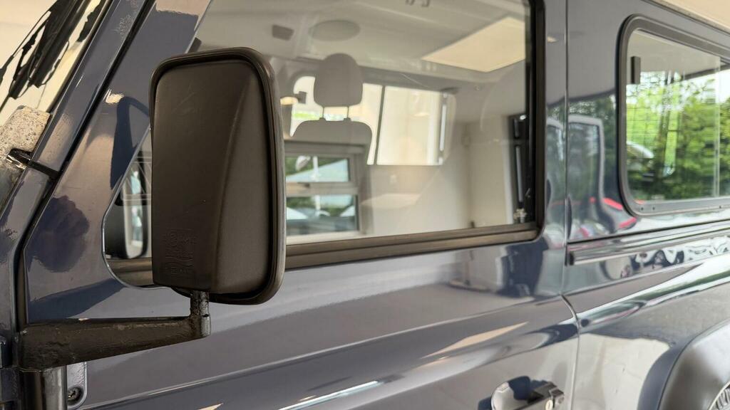 Land Rover Defender 90 2.4L Null Blue #93