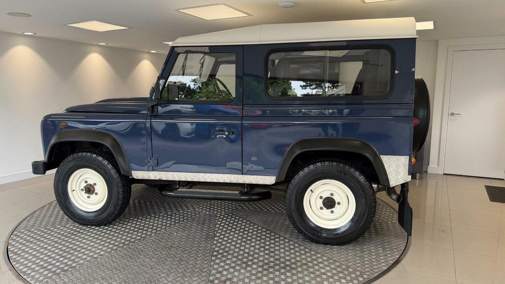 Land Rover Defender 90 2.4L Null Blue #20