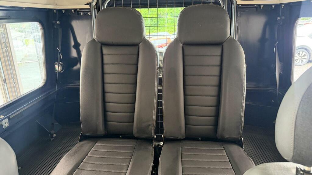 Land Rover Defender 90 2.4L Null Blue #32