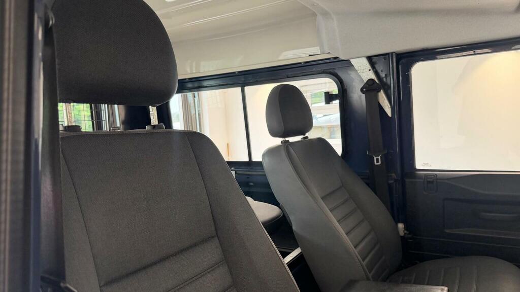 Land Rover Defender 90 2.4L Null Blue #80