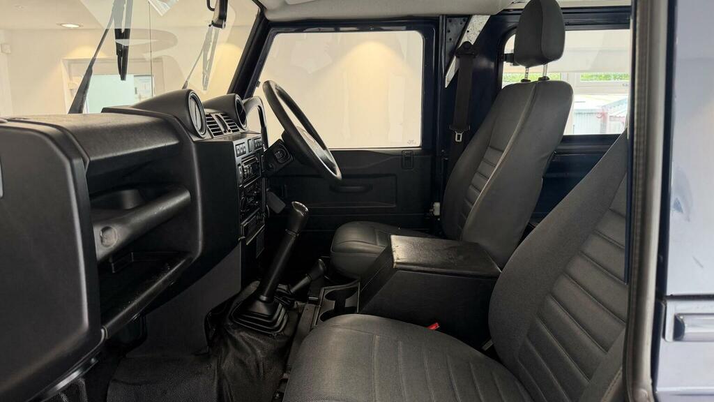 Land Rover Defender 90 2.4L Null Blue #30